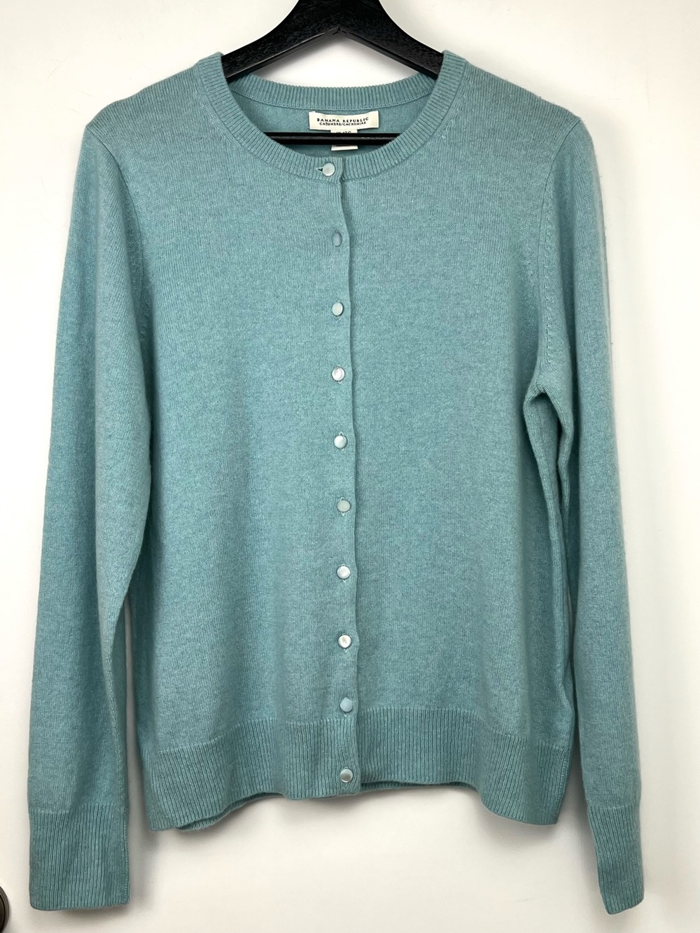 Banana Republic 100% Cashmere Women’s Cardigan Sweater size XL Robin’s Egg Blue